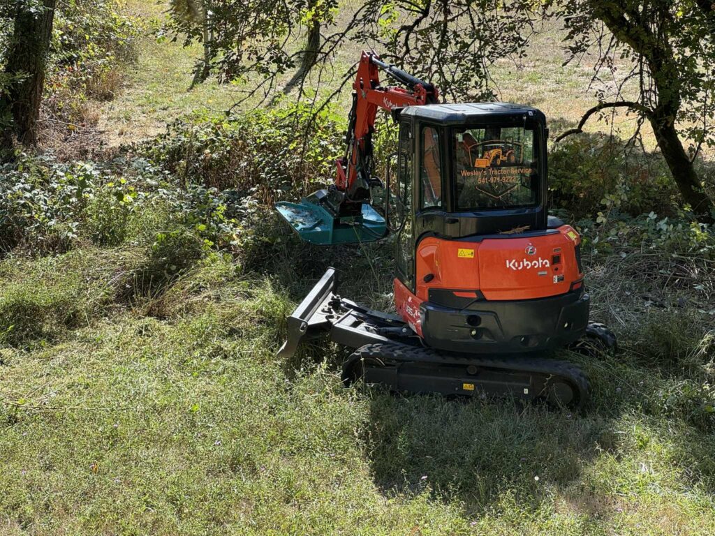 Ditch Clearing in lebanon Oregon by Wesley's Tractor Service